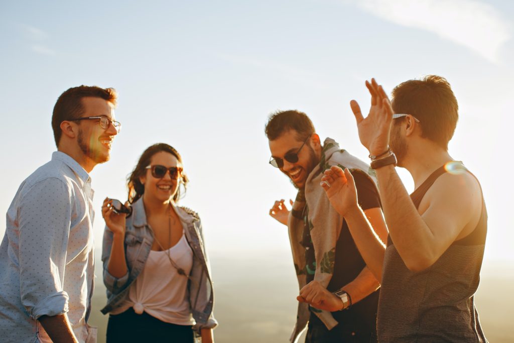 The Importance of Appearance for Attractiveness: What Canadians Notice First